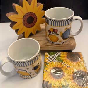 Sakura Stoneware vintage mugs by Debbie Mumm called Teapot.